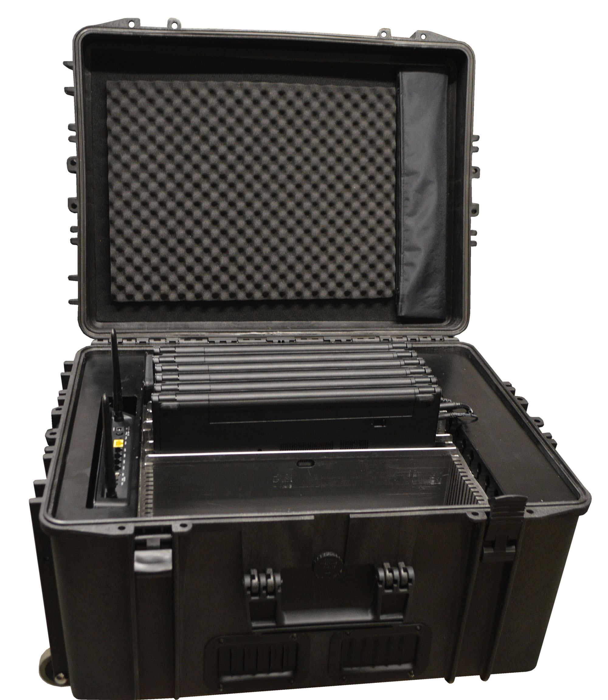 Valise multimédia pour transporter, charger, stocker et synchroniser 10 PC portables