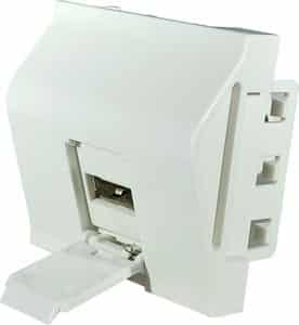 Plastron 45x45 USB2.0 avec traversée USB-A F/F
