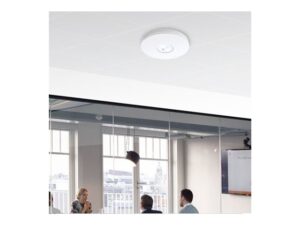 Borne Wi-Fi 6 TP-Link Omada AX1800 gestion Cloud Omada PoE